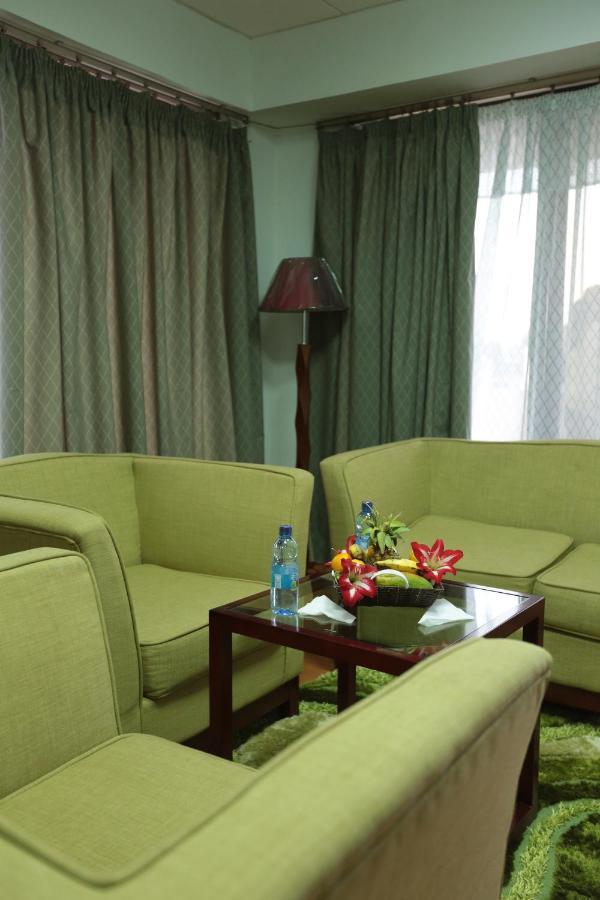 Rahnile Hotel Baher Dar Extérieur photo
