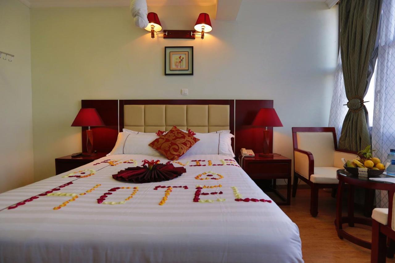 Rahnile Hotel Baher Dar Extérieur photo